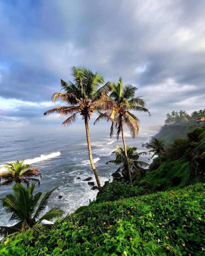 Hotel Emerald Palace Kottiyam Экстерьер фото